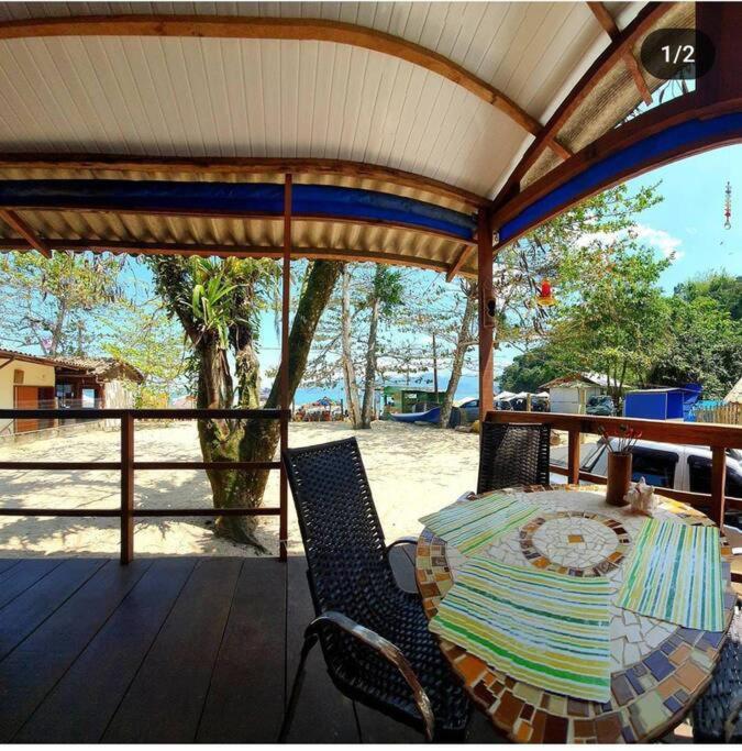 Da Almada - Pe Na Areia Ubatuba
